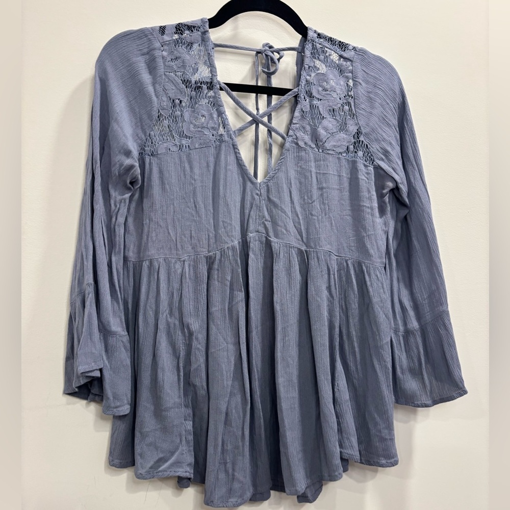 American Eagle Outfitters Light Blue Lace-Trim Peasant Top